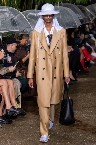 Look 45